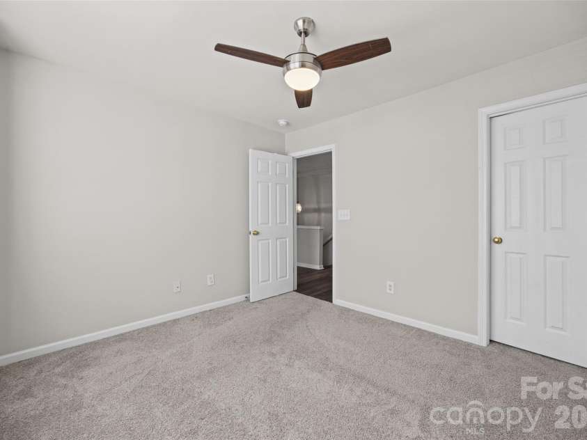487 Delta Drive, Fort Mill, SC 29715.  MLS# CAR4433788, YatesRealty ID 57085. 