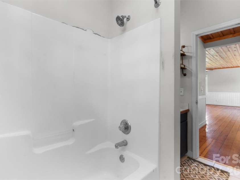 1235 Muller Road, Blythewood, SC 29016.  MLS# CAR4435072, YatesRealty ID 57094. 