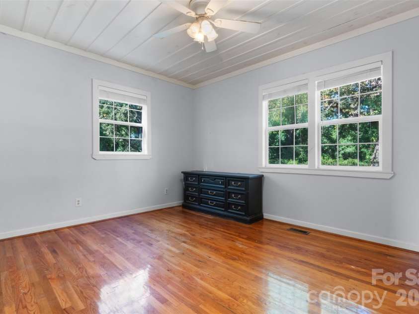 1235 Muller Road, Blythewood, SC 29016.  MLS# CAR4435072, YatesRealty ID 57094. 