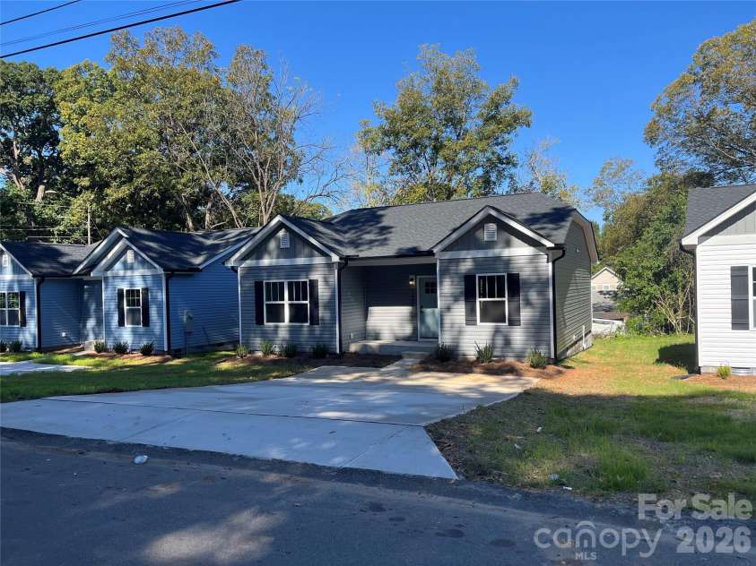 1326 Jay Avenue, Gastonia, NC 28052.  MLS# CAR4434745, YatesRealty ID 57095. 