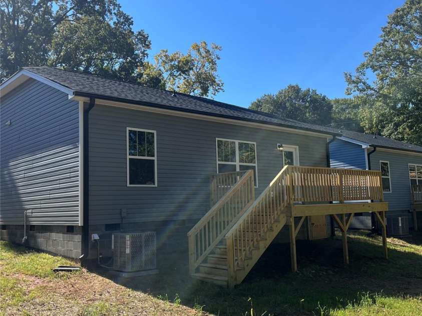 1326 Jay Avenue, Gastonia, NC 28052.  MLS# CAR4434745, YatesRealty ID 57095. 