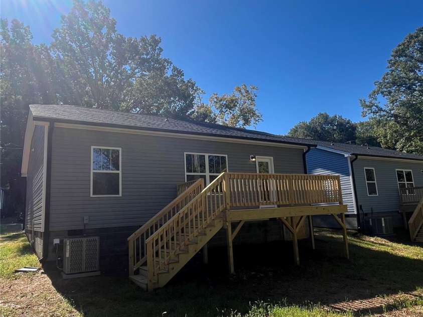 1326 Jay Avenue, Gastonia, NC 28052.  MLS# CAR4434745, YatesRealty ID 57095. 
