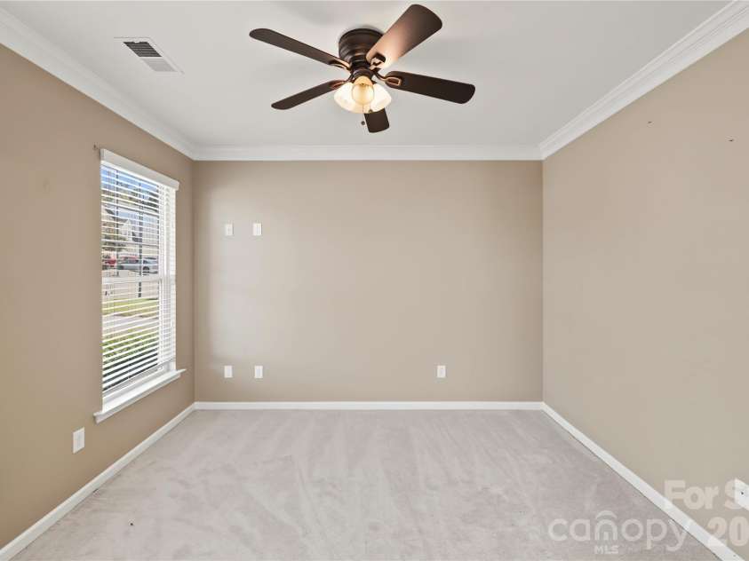 9738 Loughlin Lane, Charlotte, NC 28273.  MLS# CAR4409097, YatesRealty ID 57096. 