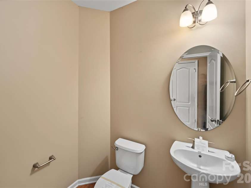 9738 Loughlin Lane, Charlotte, NC 28273.  MLS# CAR4409097, YatesRealty ID 57096. 