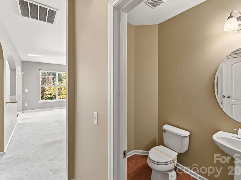 9738 Loughlin Lane, Charlotte, NC 28273.  MLS# CAR4409097, YatesRealty ID 57096. 