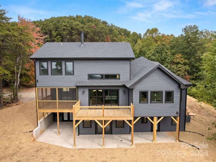 345 Preservation Trail, Columbus, NC 28722.  MLS# CAR4077956, YatesRealty ID 571. 