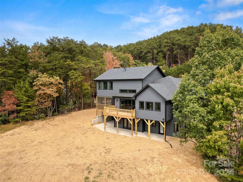 345 Preservation Trail, Columbus, NC 28722.  MLS# CAR4077956, YatesRealty ID 571. 