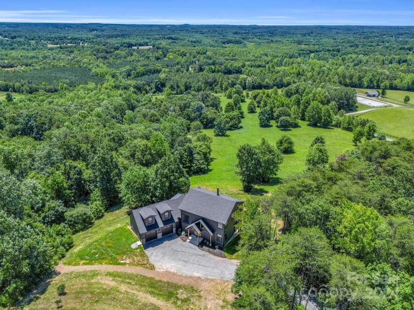 345 Preservation Trail, Columbus, NC 28722.  MLS# CAR4077956, YatesRealty ID 571. 