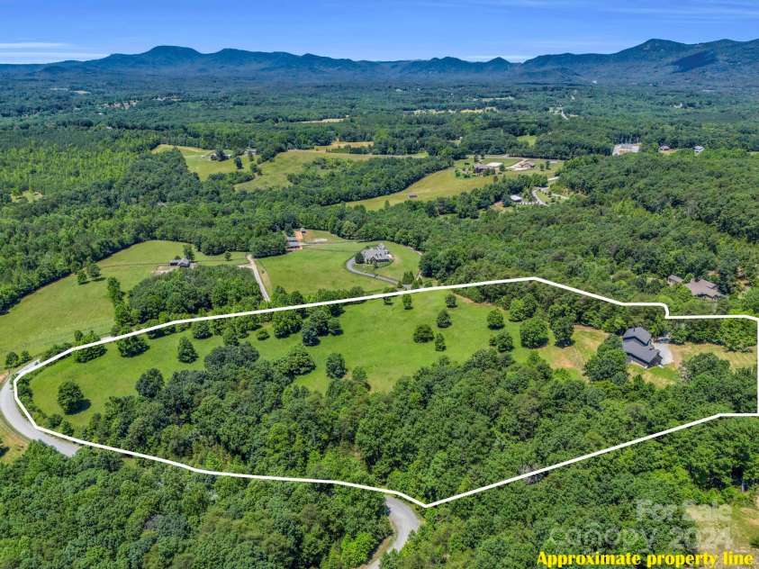 345 Preservation Trail, Columbus, NC 28722.  MLS# CAR4077956, YatesRealty ID 571. 