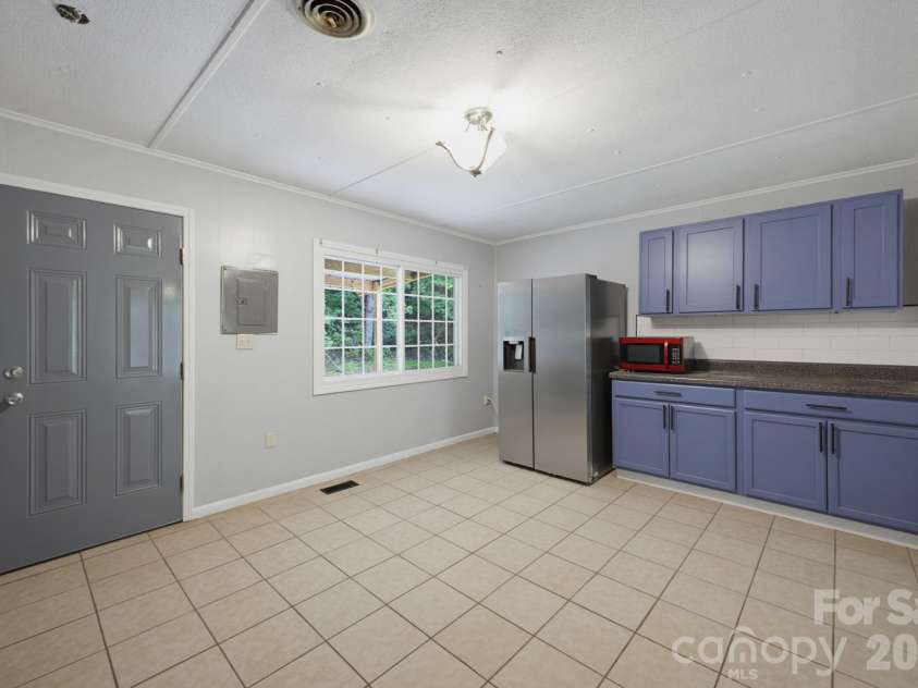 488 JOHN SWOFFORD Road, Nebo, NC 28761.  MLS# CAR4399061, YatesRealty ID 571. 