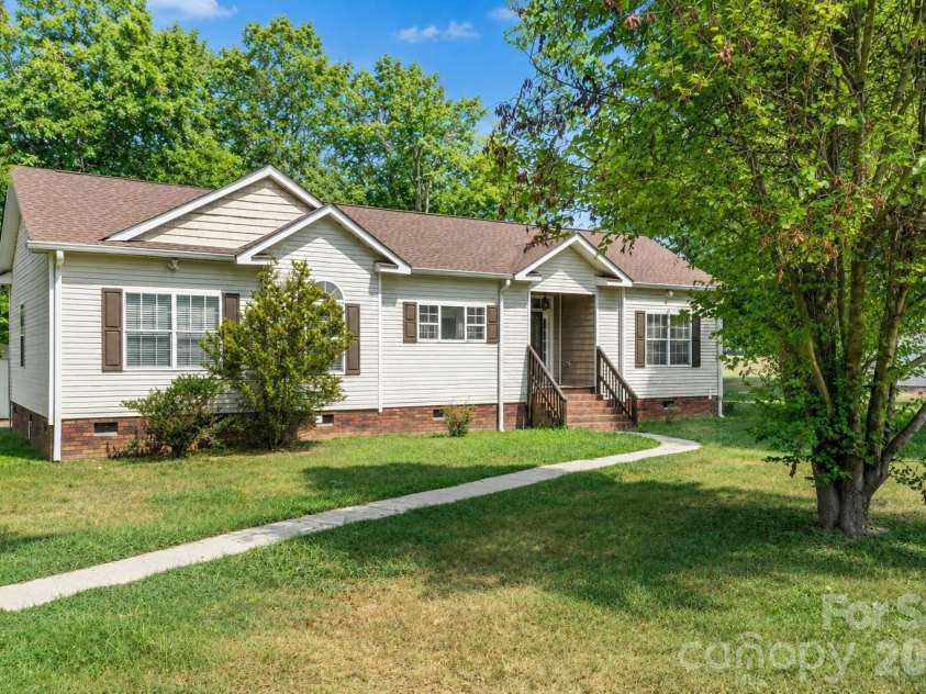 3951 Springs Road, Conover, NC 28613.  MLS# CAR4353185, YatesRealty ID 5710. 