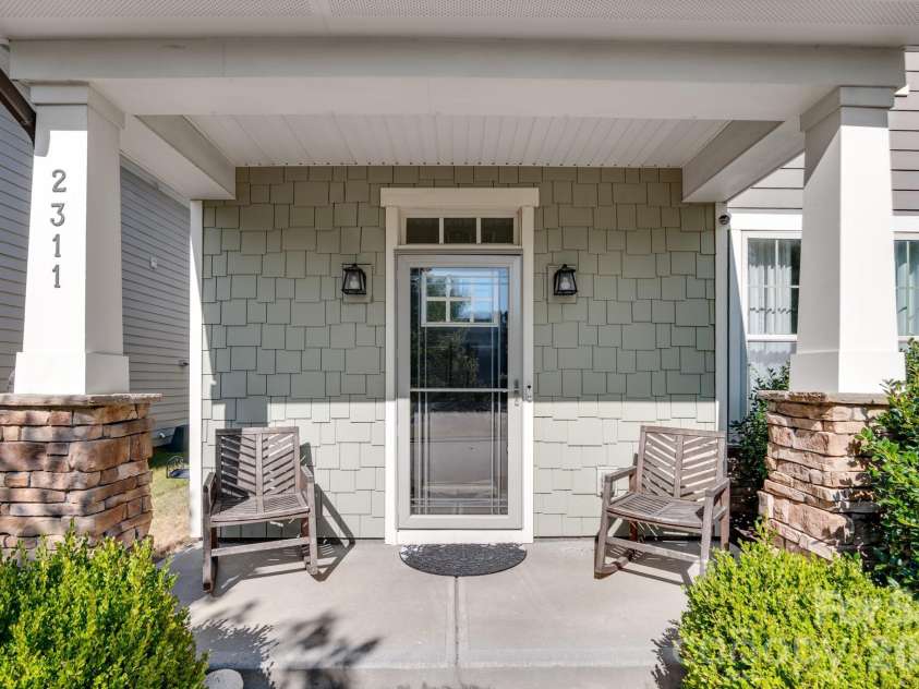 2311 Woodward Avenue, Charlotte, NC 28206.  MLS# CAR4430147, YatesRealty ID 57100. 