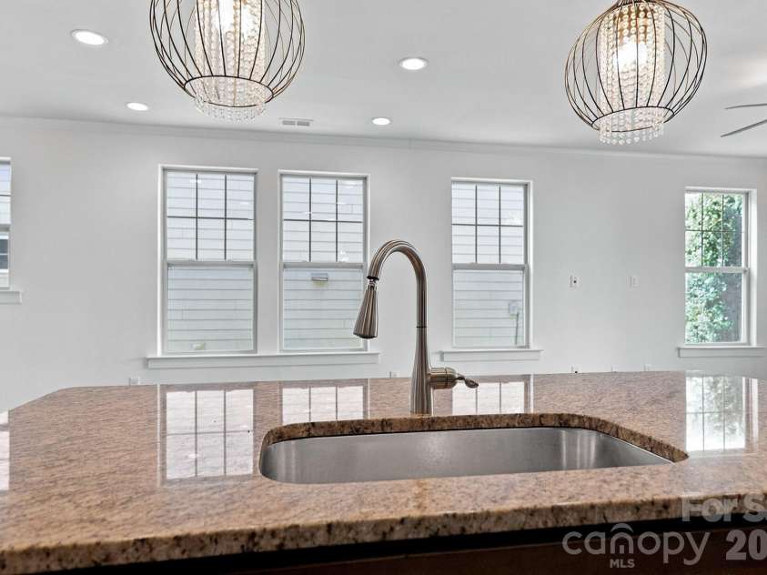 2311 Woodward Avenue, Charlotte, NC 28206.  MLS# CAR4430147, YatesRealty ID 57100. 
