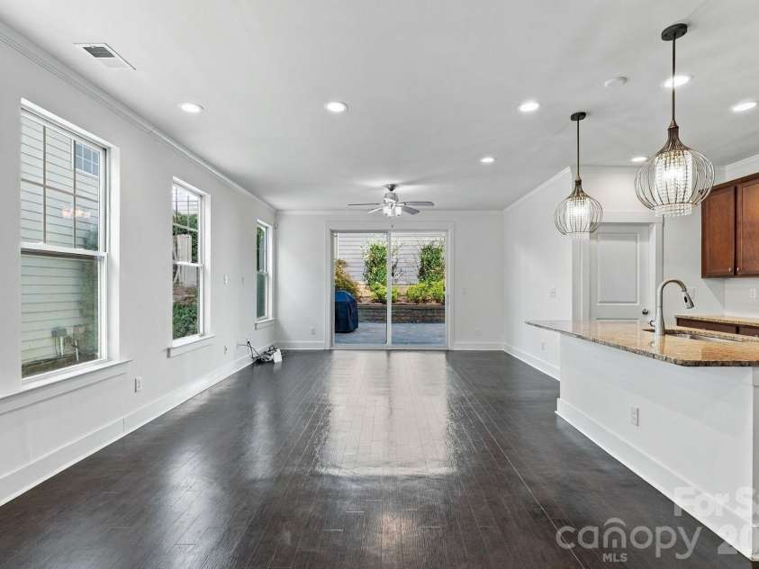 2311 Woodward Avenue, Charlotte, NC 28206.  MLS# CAR4430147, YatesRealty ID 57100. 