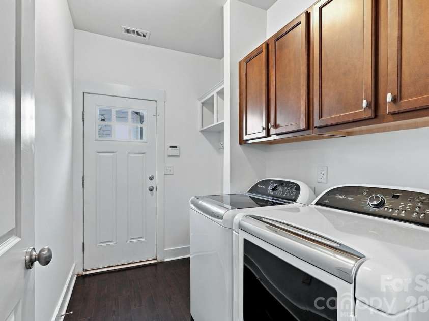 2311 Woodward Avenue, Charlotte, NC 28206.  MLS# CAR4430147, YatesRealty ID 57100. 