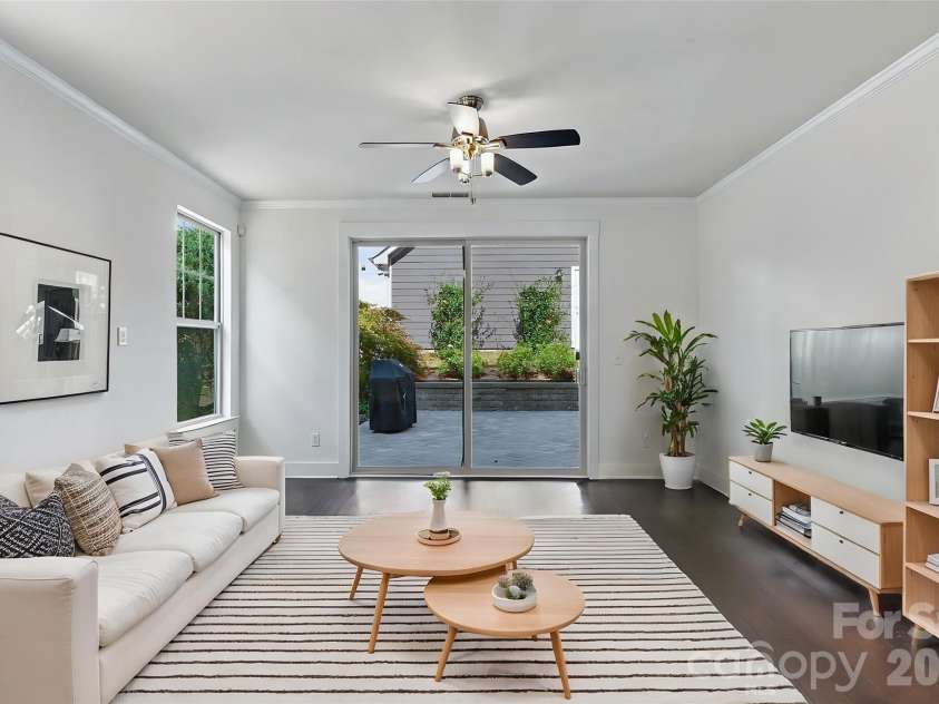 2311 Woodward Avenue, Charlotte, NC 28206.  MLS# CAR4430147, YatesRealty ID 57100. 