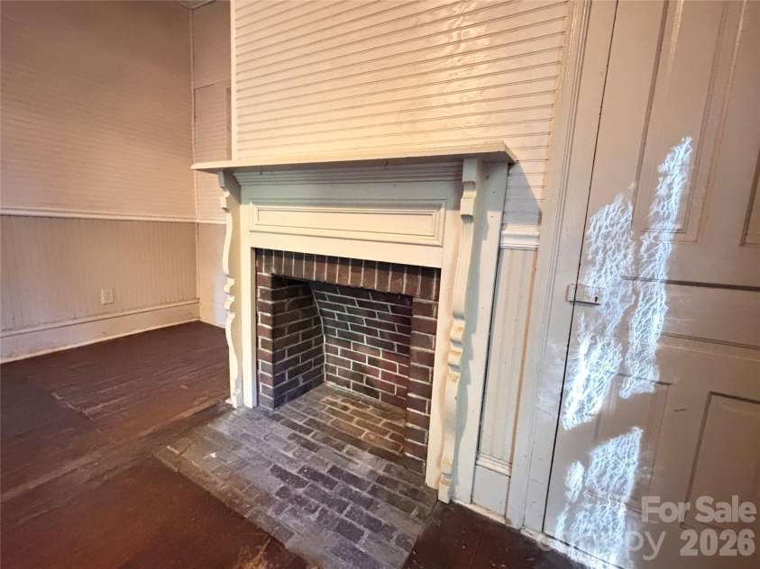 907 Fulton Street, Salisbury, NC 28144.  MLS# CAR4435208, YatesRealty ID 57103. 