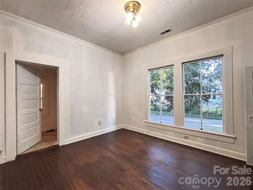 907 Fulton Street, Salisbury, NC 28144.  MLS# CAR4435208, YatesRealty ID 57103. 