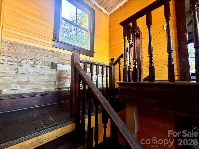907 Fulton Street, Salisbury, NC 28144.  MLS# CAR4435208, YatesRealty ID 57103. 