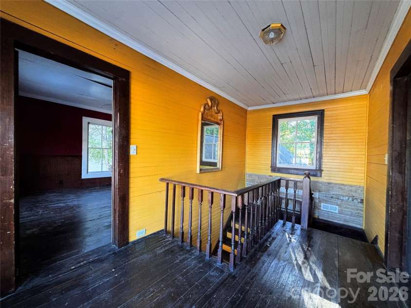 907 Fulton Street, Salisbury, NC 28144.  MLS# CAR4435208, YatesRealty ID 57103. 