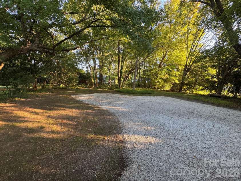 907 Fulton Street, Salisbury, NC 28144.  MLS# CAR4435208, YatesRealty ID 57103. 