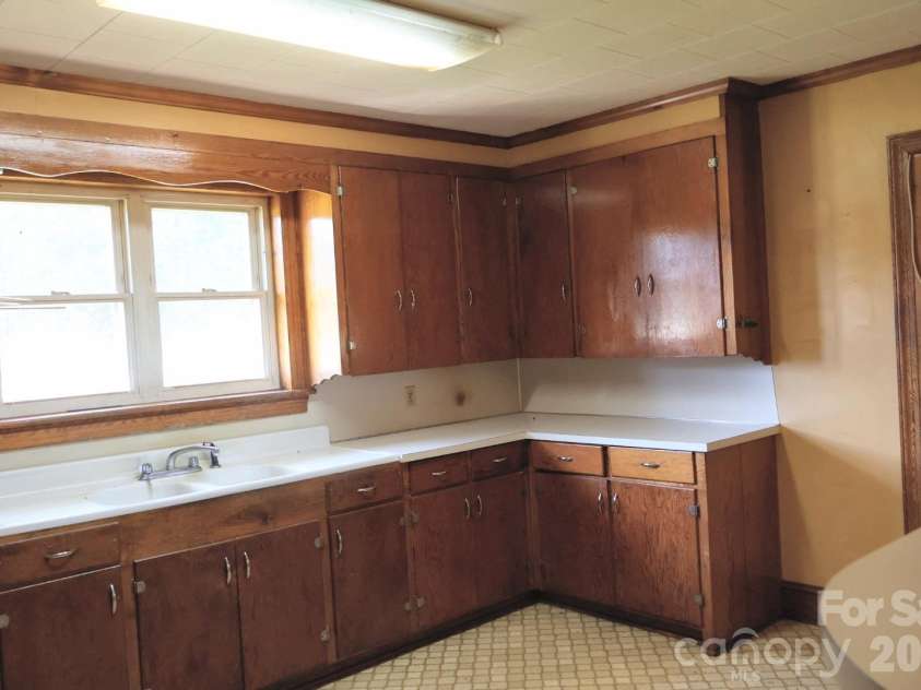 7150 Unity Church Road, Kannapolis, NC 28081.  MLS# CAR4435387, YatesRealty ID 57104. 