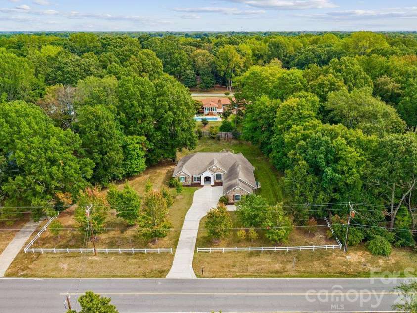 5329 Kuykendall Road, Charlotte, NC 28270.  MLS# CAR4431745, YatesRealty ID 57106. 