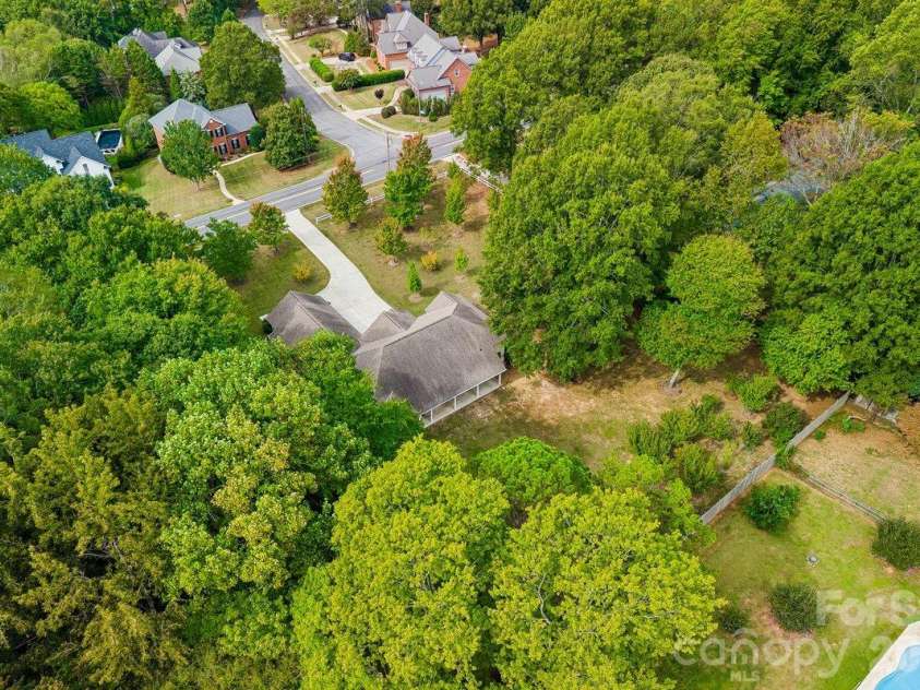 5329 Kuykendall Road, Charlotte, NC 28270.  MLS# CAR4431745, YatesRealty ID 57106. 