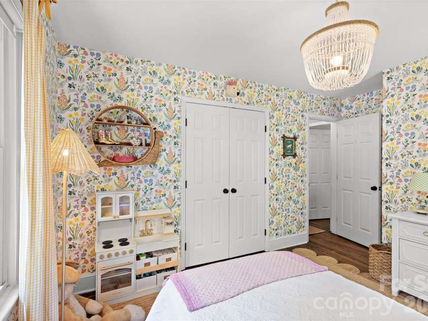 5109 Wedgewood Drive, Charlotte, NC 28210.  MLS# CAR4433813, YatesRealty ID 57110. Bedroom 2