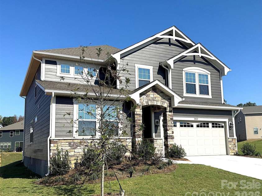 2822 Bowman Drive, Gastonia, NC 28052.  MLS# CAR4435404, YatesRealty ID 57115. 
