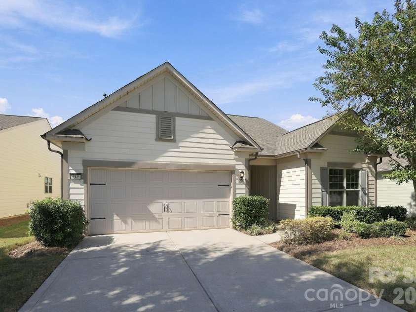 349 Harvest Valley Lane, Fort Mill, SC 29715.  MLS# CAR4427763, YatesRealty ID 57116. 