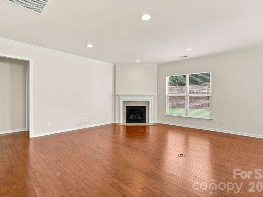 349 Harvest Valley Lane, Fort Mill, SC 29715.  MLS# CAR4427763, YatesRealty ID 57116. 