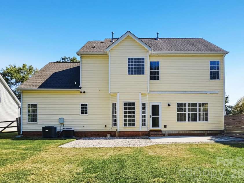 1036 Enderbury Drive, Indian Trail, NC 28079.  MLS# CAR4435415, YatesRealty ID 57120. 