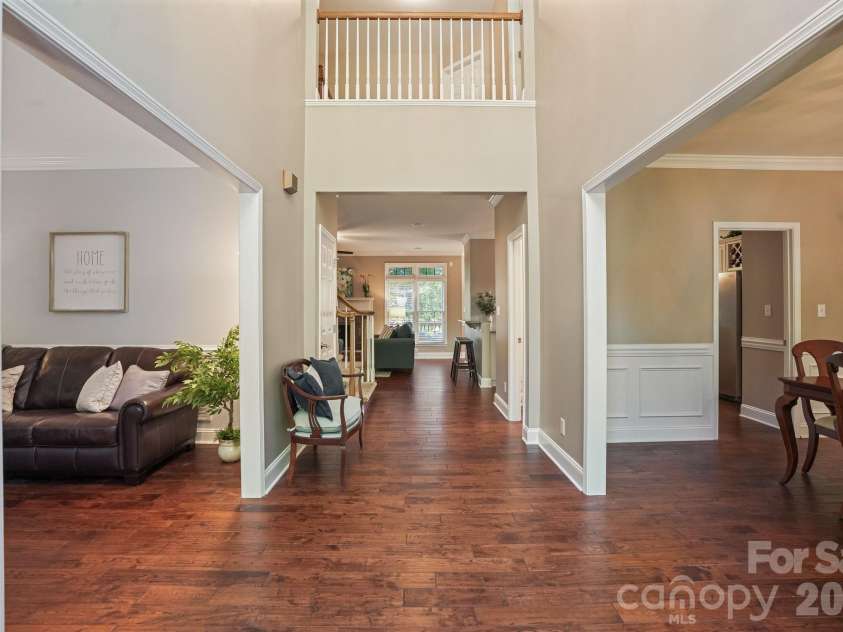 16131 Cranleigh Drive, Huntersville, NC 28078.  MLS# CAR4434054, YatesRealty ID 57124. 