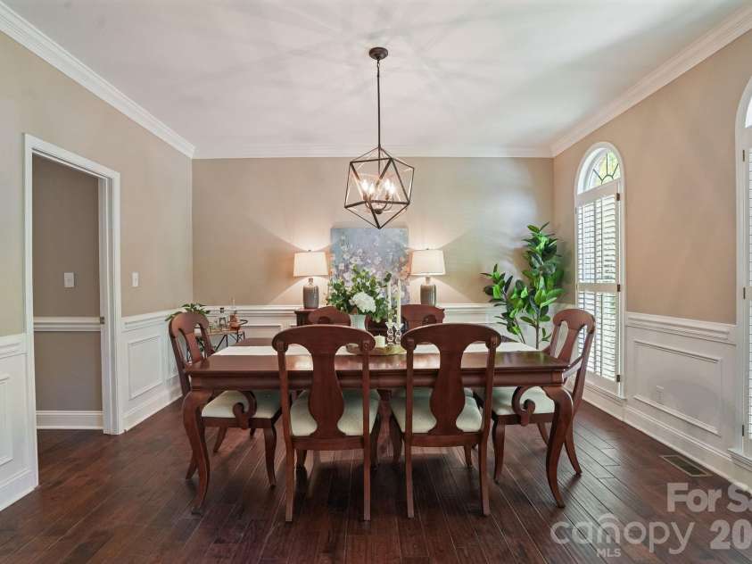 16131 Cranleigh Drive, Huntersville, NC 28078.  MLS# CAR4434054, YatesRealty ID 57124. 
