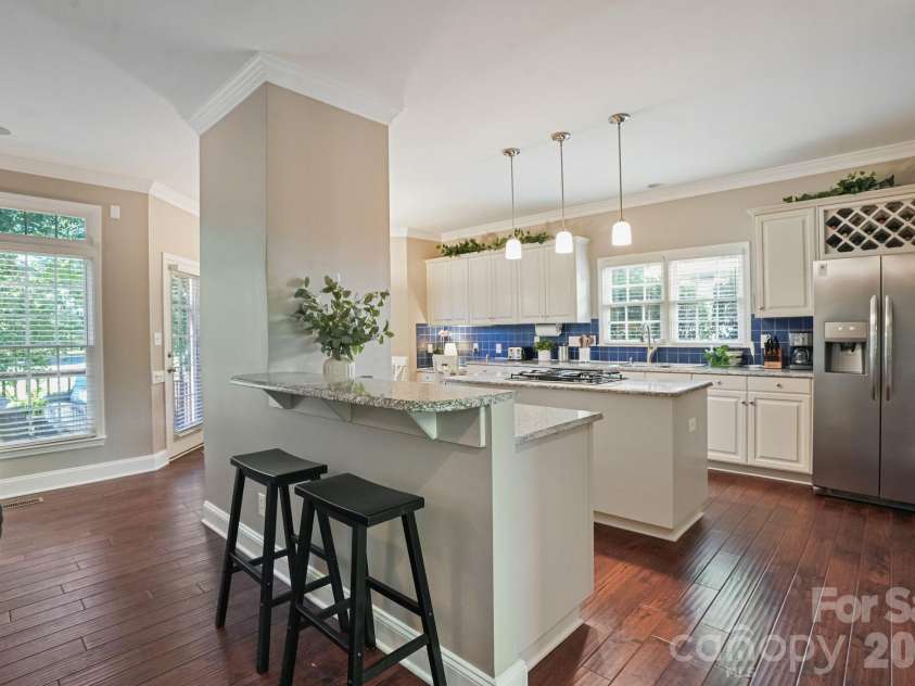 16131 Cranleigh Drive, Huntersville, NC 28078.  MLS# CAR4434054, YatesRealty ID 57124. 