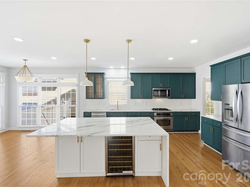 882 Promenade Way, Fort Mill, SC 29708.  MLS# CAR4434963, YatesRealty ID 57125. 