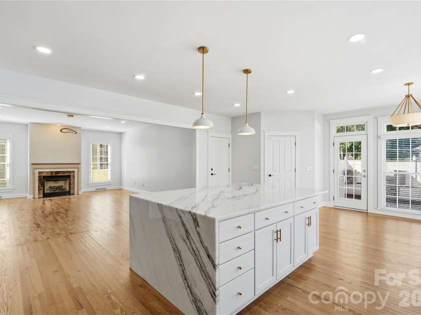 882 Promenade Way, Fort Mill, SC 29708.  MLS# CAR4434963, YatesRealty ID 57125. 