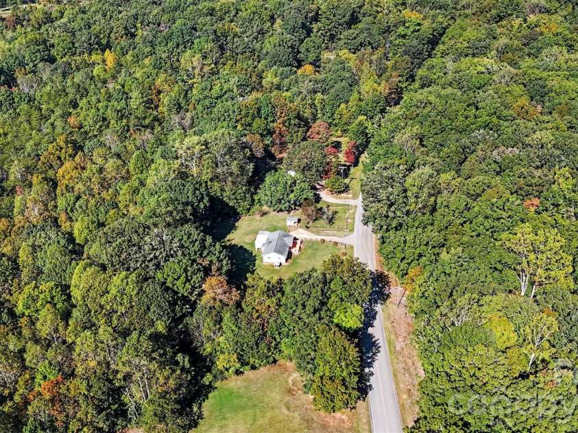 1369 C E Stewart Road, Clover, SC 29710.  MLS# CAR4434467, YatesRealty ID 57126. 