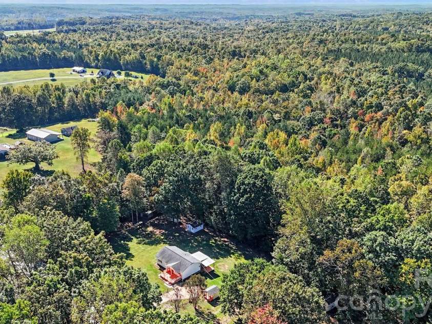 1369 C E Stewart Road, Clover, SC 29710.  MLS# CAR4434467, YatesRealty ID 57126. 