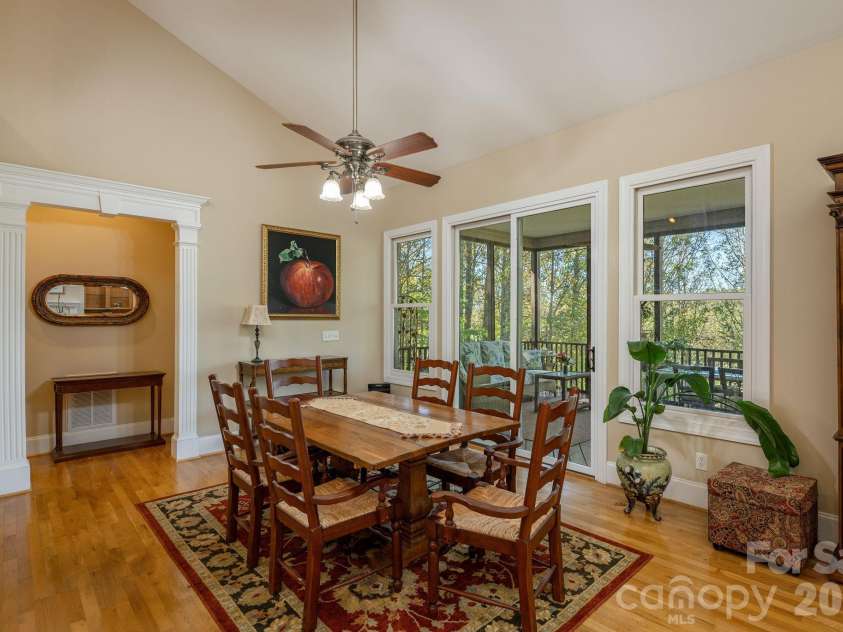 111 Cub Run, Flat Rock, NC 28739.  MLS# CAR4433352, YatesRealty ID 57131. 