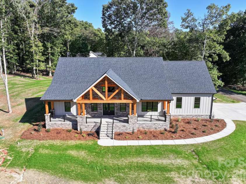 1922 Clay Hill Lane, Lincolnton, NC 28092.  MLS# CAR4434482, YatesRealty ID 57138. 