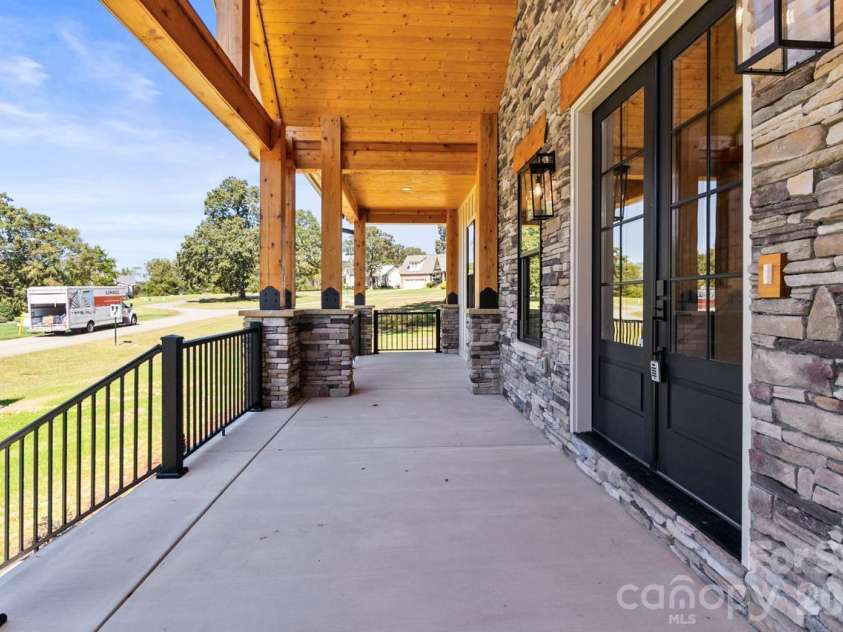 1922 Clay Hill Lane, Lincolnton, NC 28092.  MLS# CAR4434482, YatesRealty ID 57138. 