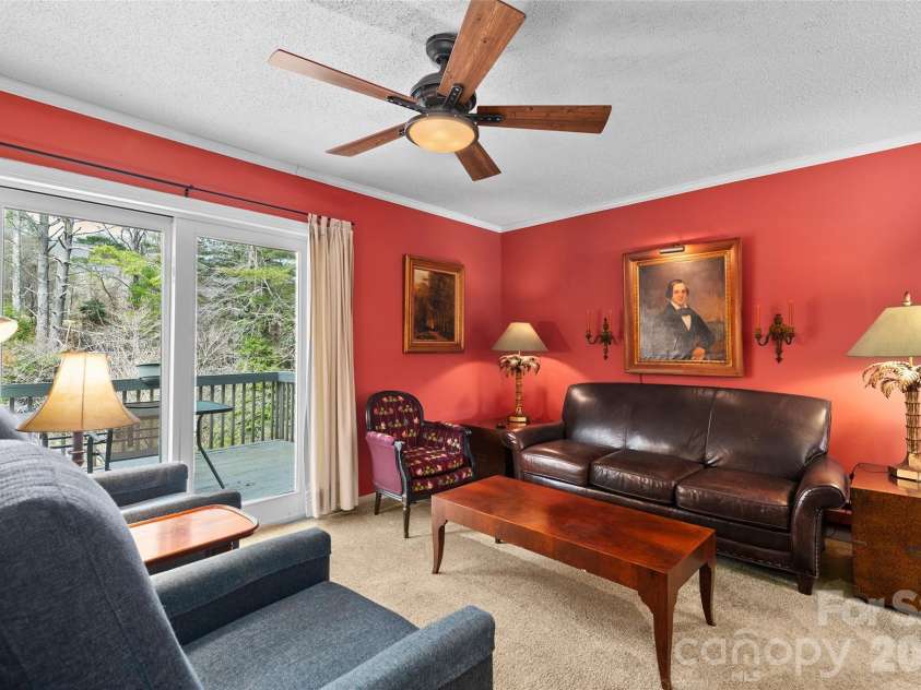 125 Winchester Drive, Waynesville, NC 28785.  MLS# CAR4359841, YatesRealty ID 5714. 