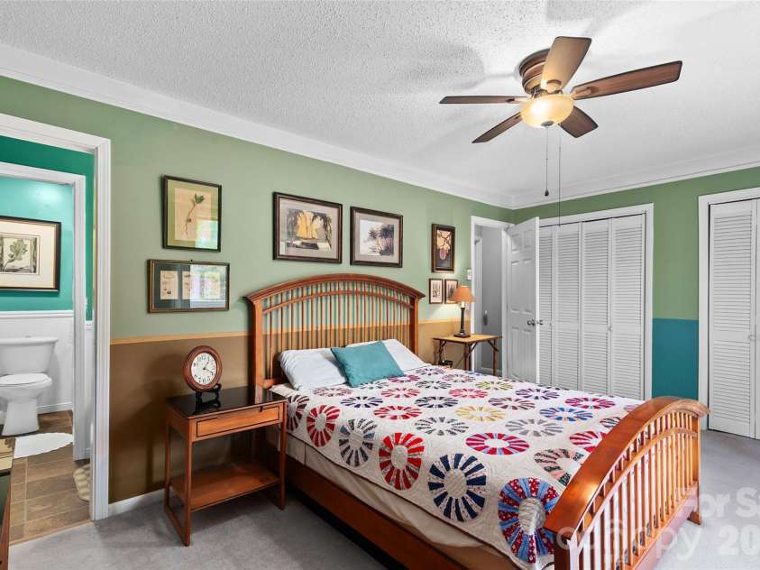 125 Winchester Drive, Waynesville, NC 28785.  MLS# CAR4359841, YatesRealty ID 5714. 