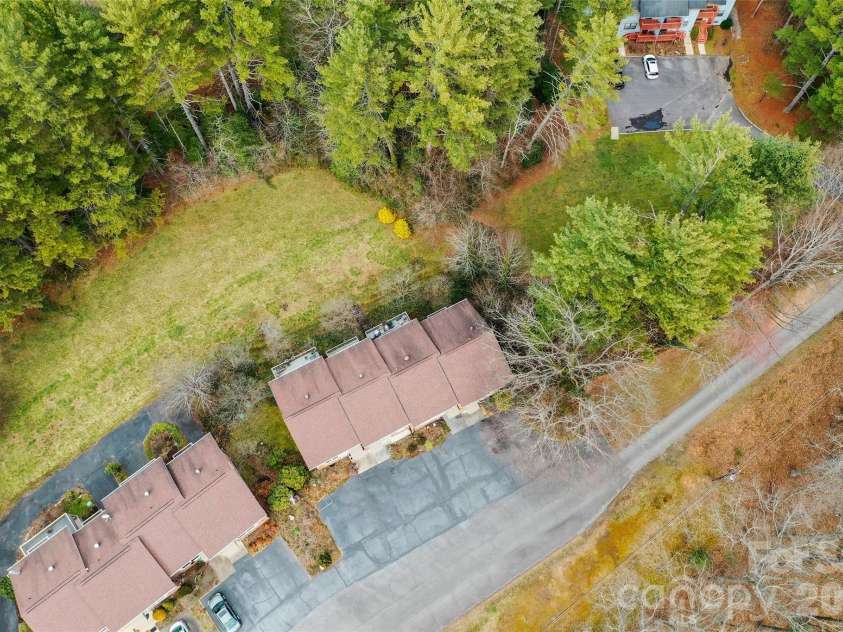 125 Winchester Drive, Waynesville, NC 28785.  MLS# CAR4359841, YatesRealty ID 5714. 
