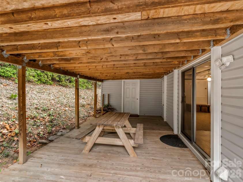 50 Wild Iris Drive, Burnsville, NC 28714.  MLS# CAR4435179, YatesRealty ID 57145. 