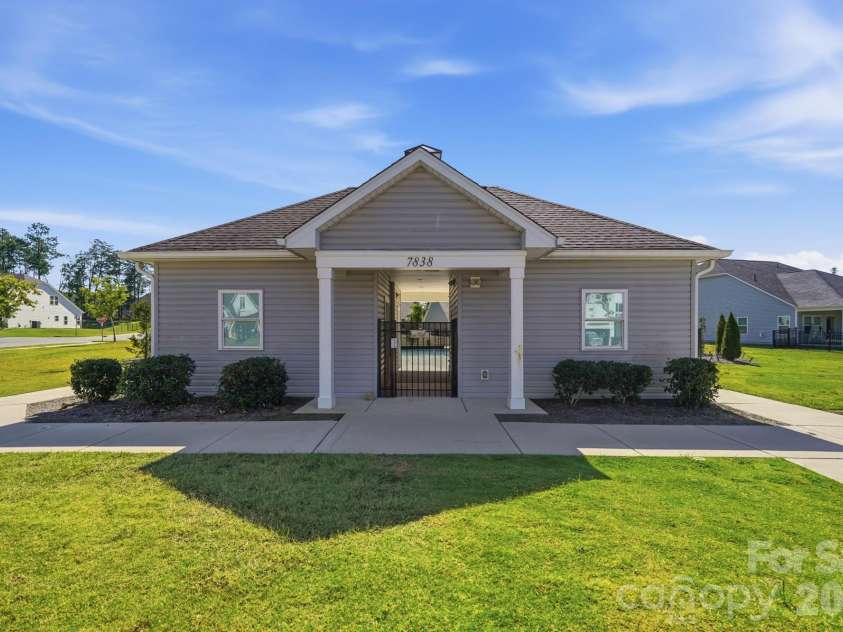 7656 Tanglewood Way, Denver, NC 28037.  MLS# CAR4434758, YatesRealty ID 57146. 