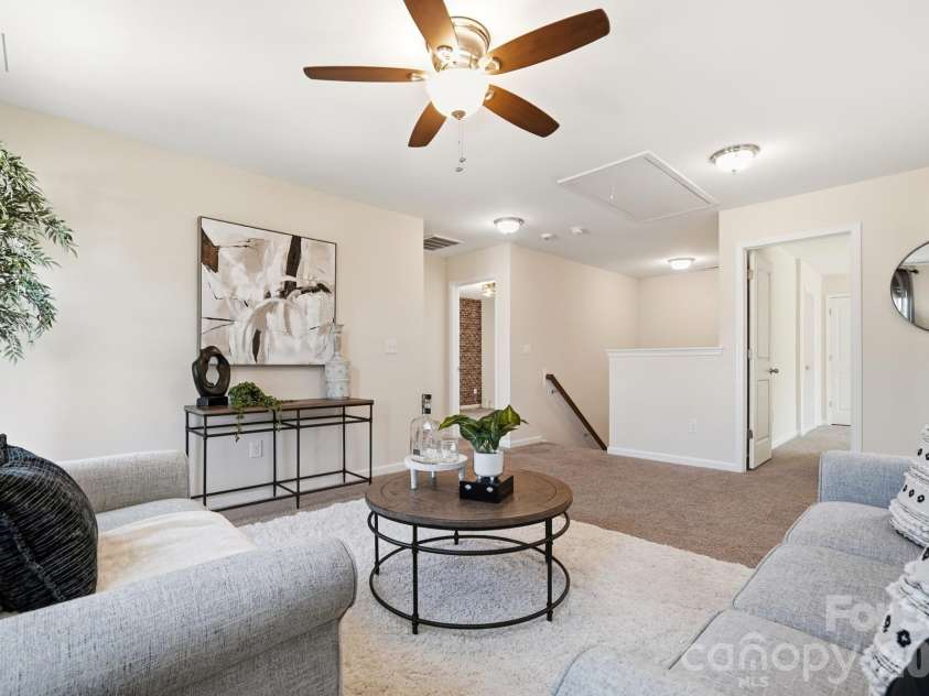 7656 Tanglewood Way, Denver, NC 28037.  MLS# CAR4434758, YatesRealty ID 57146. Large Loft