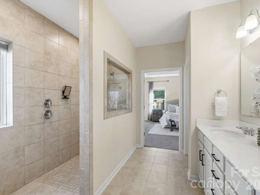 7656 Tanglewood Way, Denver, NC 28037.  MLS# CAR4434758, YatesRealty ID 57146. Primary bathroom